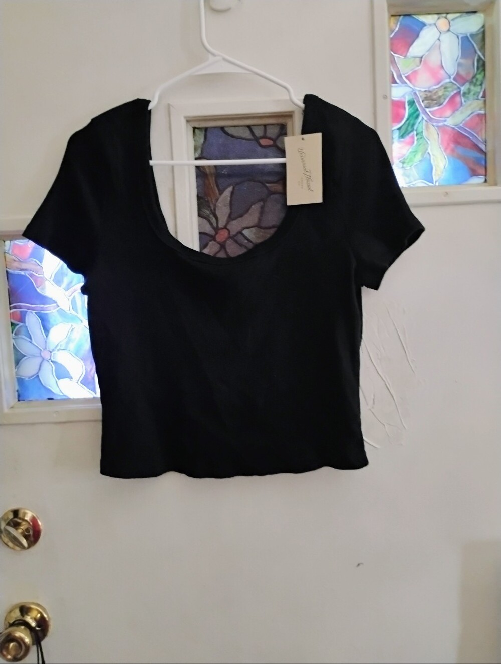 Women's Black Scoop Neck Short Sleeve Top